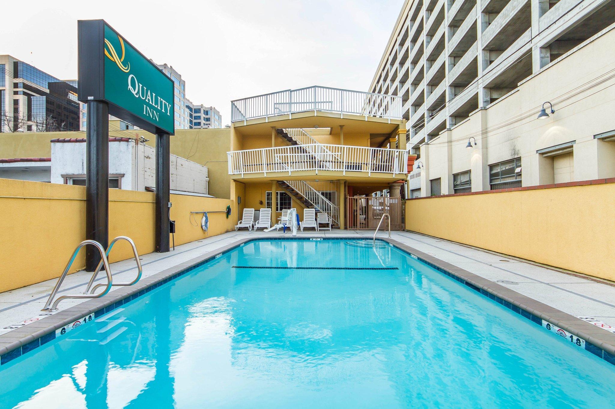 Quality Inn Sacramento Convention Center Exterior photo