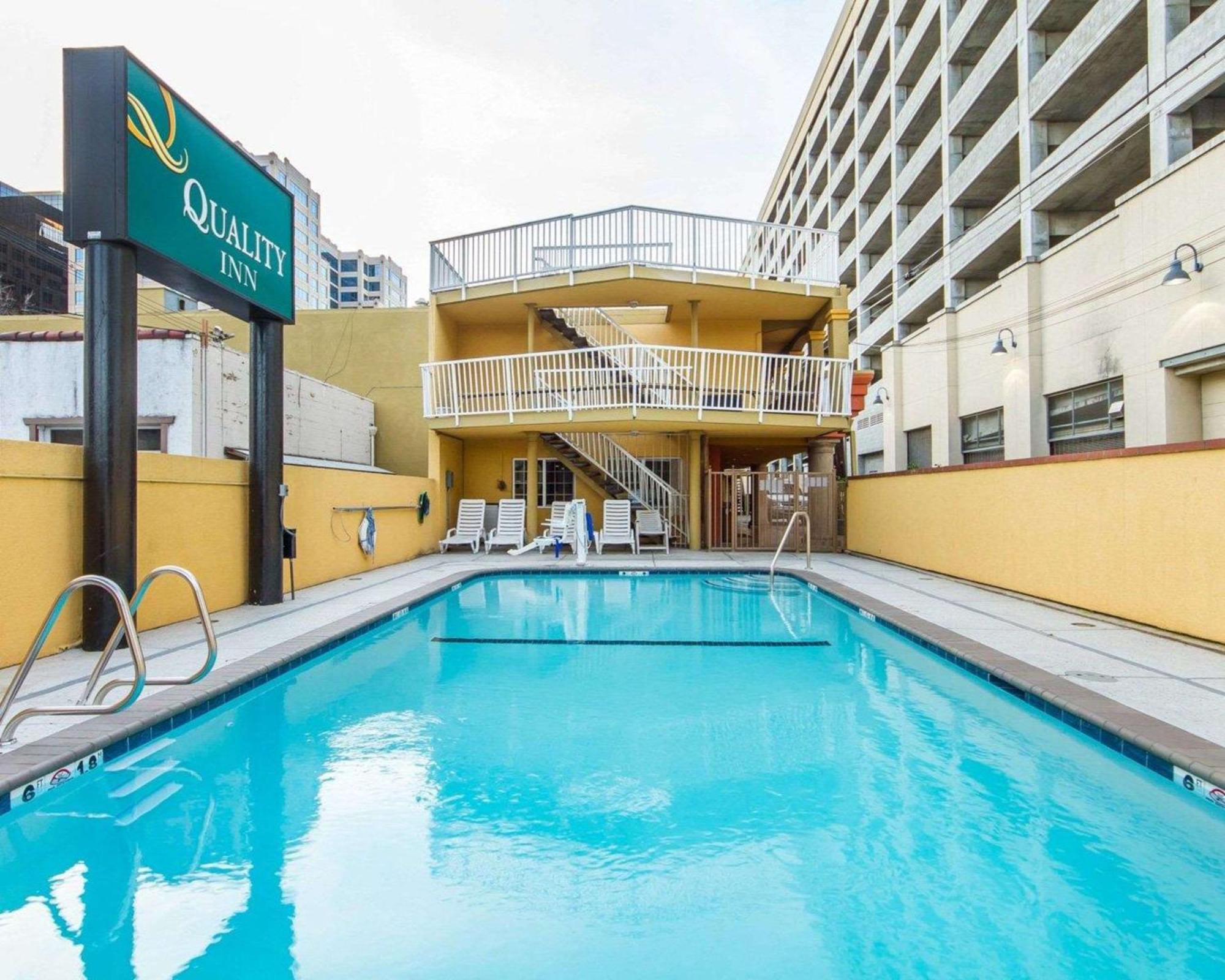 Quality Inn Sacramento Convention Center Exterior photo